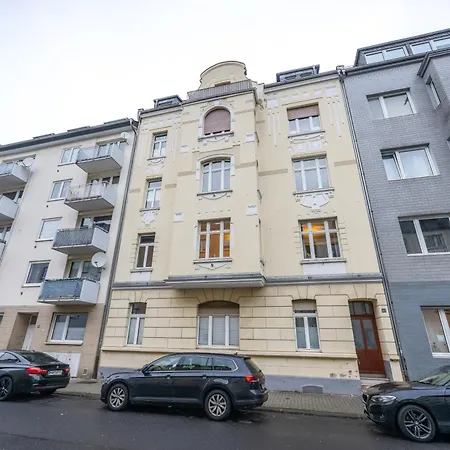Apartment Suedstadt-oase 2 Komfort Mit 2 Sz Und Balkon *