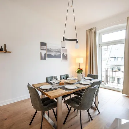 Suedstadt-oase 2 Komfort Mit 2 Sz Und Balkon Апартаменты Кобленц